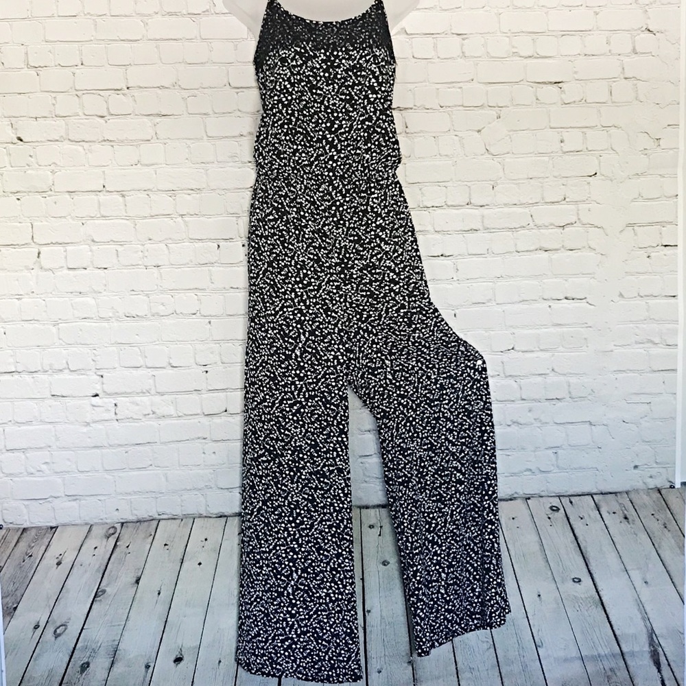 Wide Leg jumpsuit